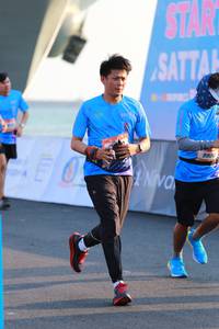 BIB: 990
                            <button type="button" onclick="openModal(3393194)" class="btn btn-primary btn-sm float-right btn-popup" data-toggle="modal" data-target=".modal-high-quality">
                        <i class="fas fa-shopping-cart"></i> Add to Cart
                    </button>
                                            <button type="button" onclick="isThisMe(3393194, true)" class="btn btn-success btn-sm float-right btn-popup btn-isme hidden" data-toggle="tooltip" data-placement="bottom" title="นี่คือรูปของคุณใช่ไหม คลิกที่นี่เพื่อเอาเข้าอัลบั้ม">
                        <i class="fas fa-plus"></i> Add to album
                    </button>
                    <button type="button" onclick="isThisMe(3393194, false)" class="btn btn-warning btn-sm float-right btn-popup btn-isnotme hidden">
                        <i class="fas fa-ban"></i> Remove from album
                    </button>